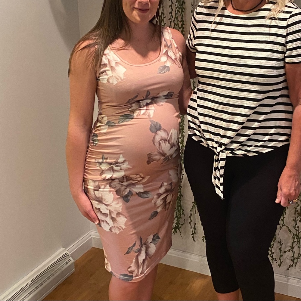 Pink floral maternity dress - Small